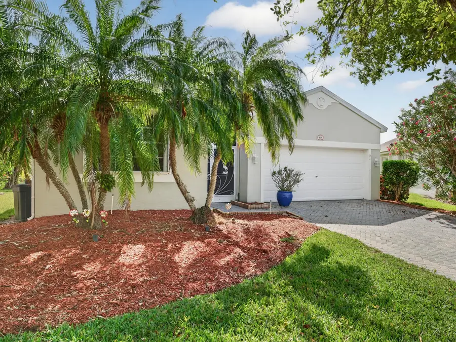608 SW Calamondin Way Way Sw, Vero Beach, FL 32968 - #3