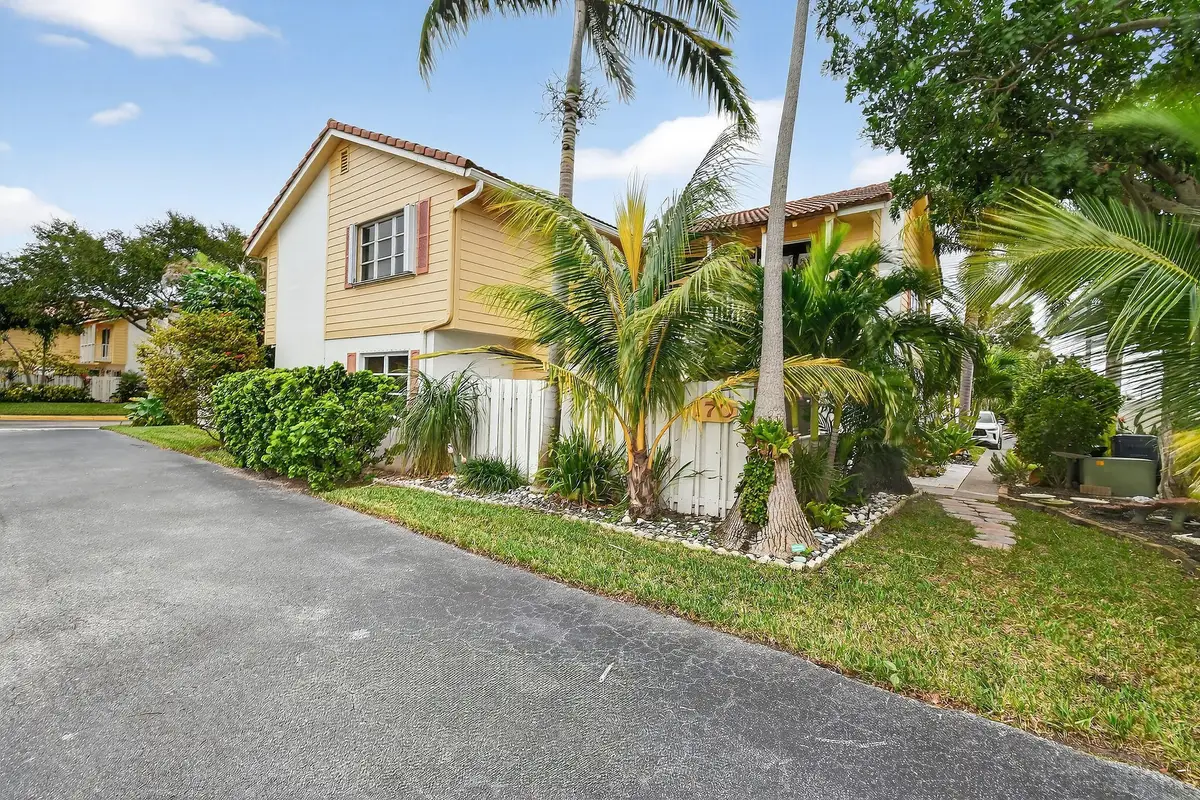 170 Seabreeze Circle, Jupiter, FL 33477 - #1