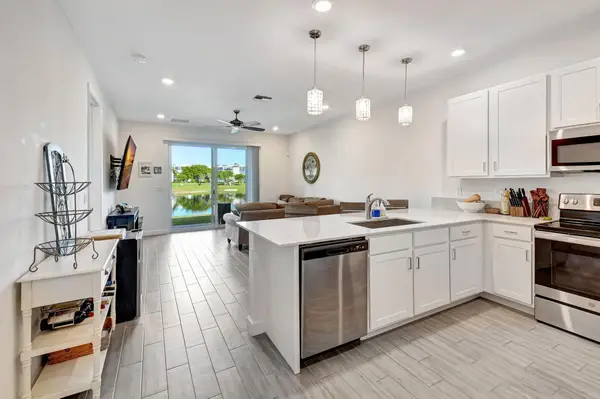 7017 Peters Lane, Delray Beach, FL 33446