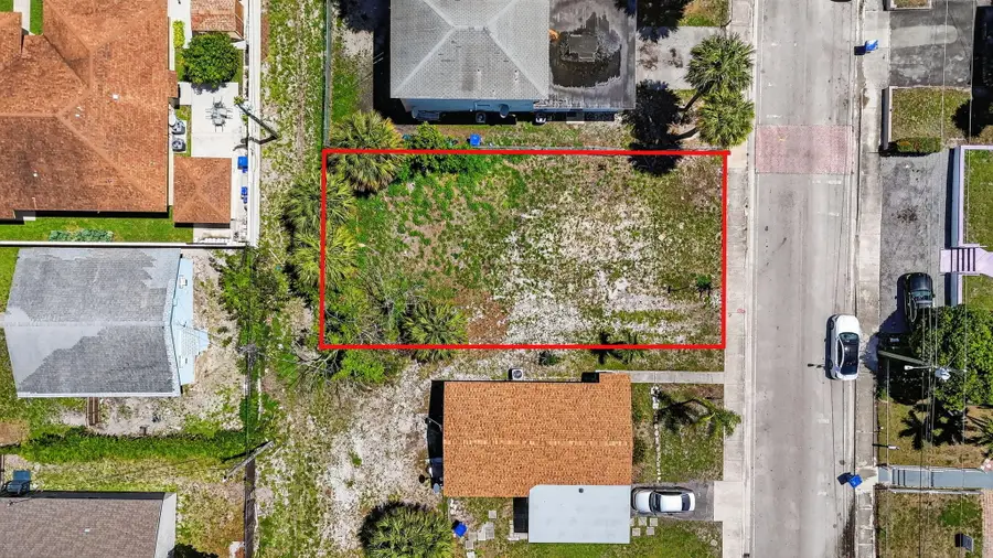 1204 W 35th Street, Riviera Beach, FL 33404 - #2