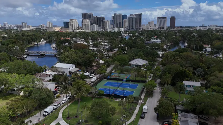615 SW 14th Avenue #1-2, Fort Lauderdale, FL 33312 - #3