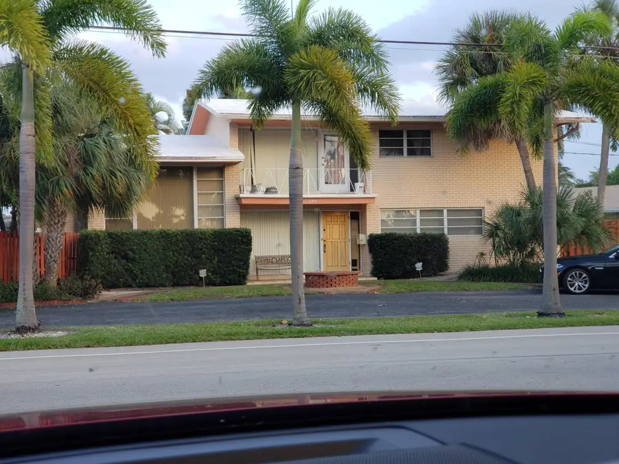 2308 Bayview Drive, Fort Lauderdale, FL 33305 - #3