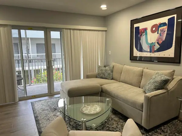 87 Piedmont B, Delray Beach, FL 33484
