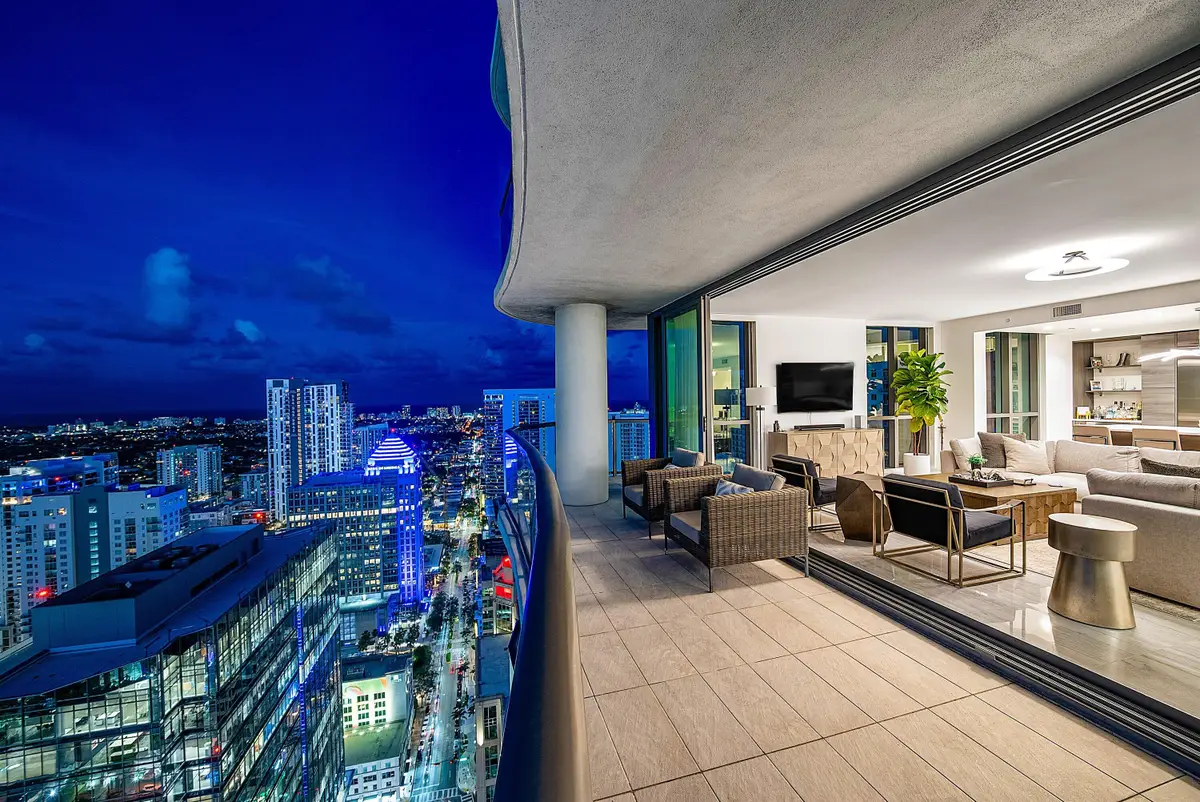 100 E Las Olas Boulevard #4301, Fort Lauderdale, FL 33301 - #1