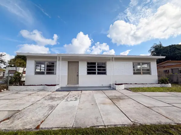 5921 SW 41st Street, West Park, FL 33023