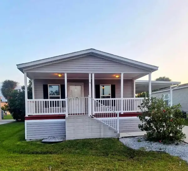 76 Sandhill Boulevard, Fort Pierce, FL 34982