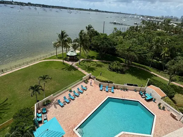 5200 N Flagler Drive #803, West Palm Beach, FL 33407