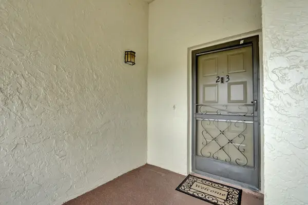 12910 Briarlake Drive #203, Palm Beach Gardens, FL 33418