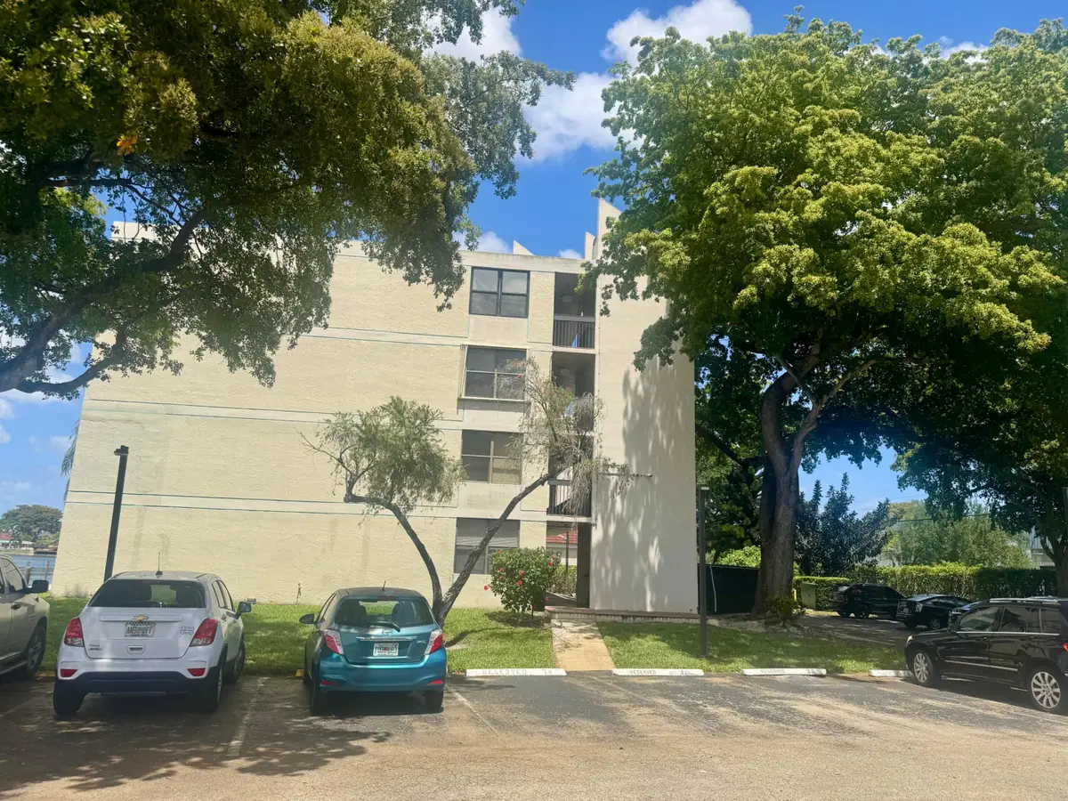 110 Lake Emerald Drive #404, Oakland Park, FL 33309 - #1