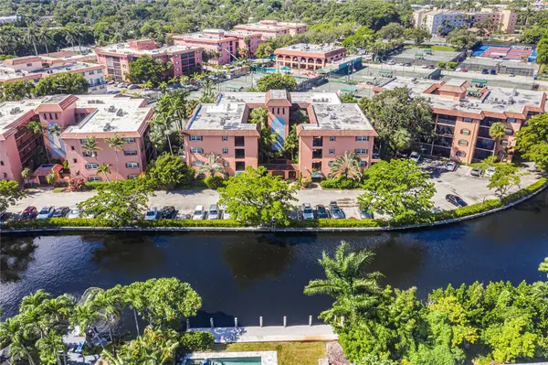 620 Tennis Club Drive #111, Fort Lauderdale, FL 33311