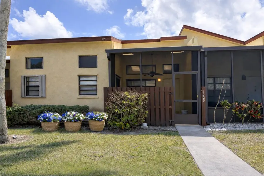 1720 W Sanderling Lane #Unit 3, Fort Pierce, FL 34982 - #2