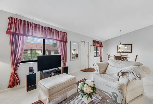 815 Andrew Redding Road #202, Lantana, FL 33462