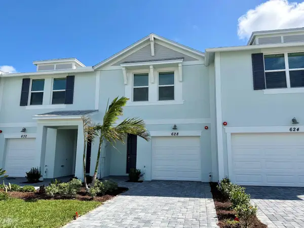 628 Salisbury Circle, Fort Pierce, FL 34982