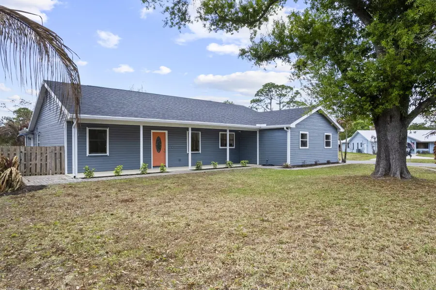 701 Bartow Street, Fort Pierce, FL 34982 - #3