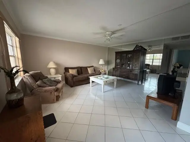 107 Flanders, Delray Beach, FL 33484 - #1