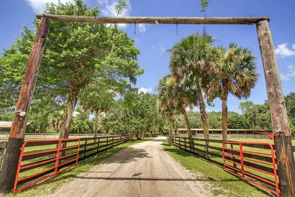 2833 F Road, ,, FL 33470
