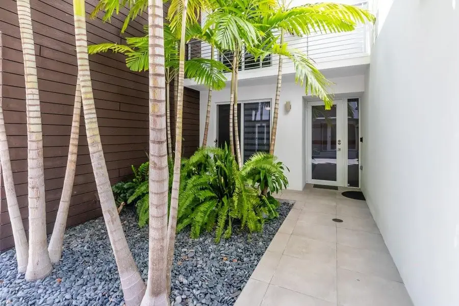 700 NE 14th Avenue #208, Fort Lauderdale, FL 33304 - #3