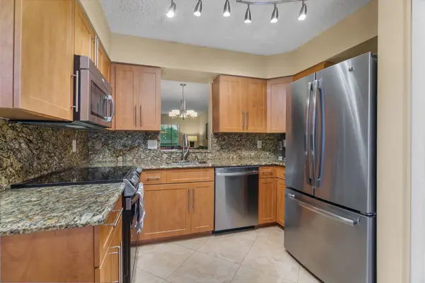 6515 Kensington Lane #201, Delray Beach, FL 33446