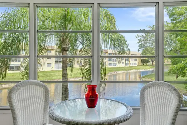 6051 NW 61st Avenue #202, Tamarac, FL 33319