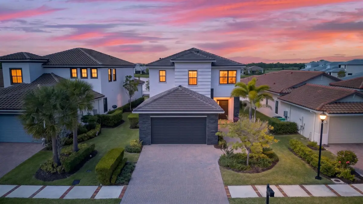 537 SE Fascino Circle, Port Saint Lucie, FL 34984 - #1