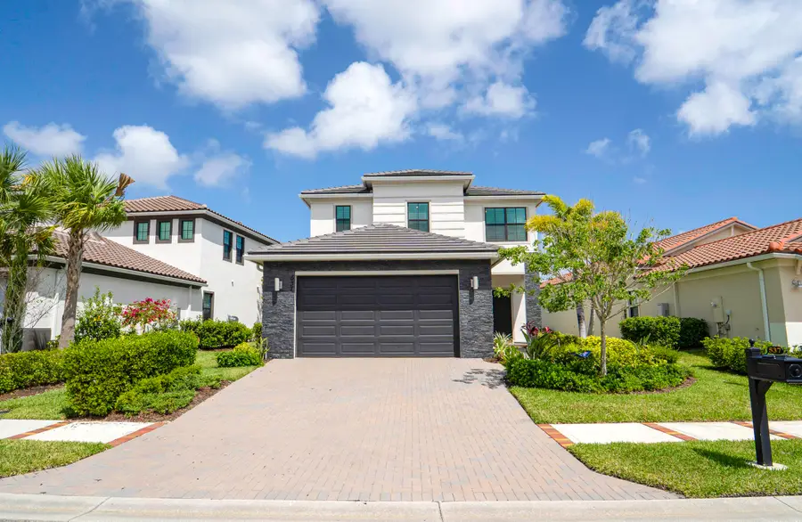 537 SE Fascino Circle, Port Saint Lucie, FL 34984 - #3
