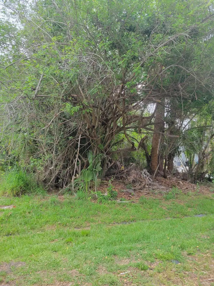 1109 SW Abingdon Avenue S, Port Saint Lucie, FL 34953 - #2