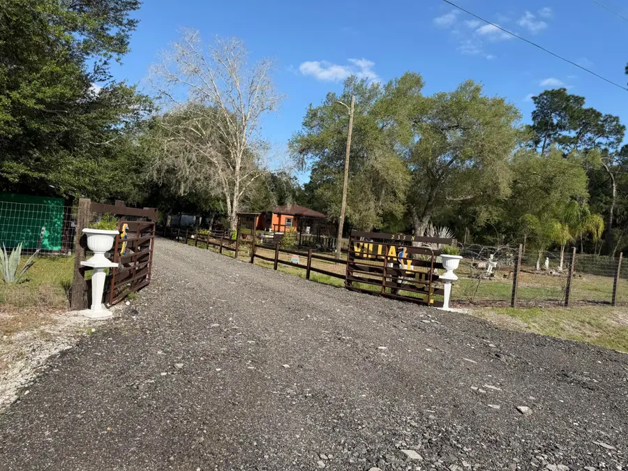 235 N Sendero Street, Clewiston, FL 33440 - #2