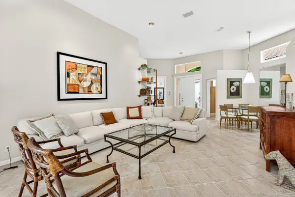 201 Sunset Bay Court, Palm Beach Gardens, FL 33418