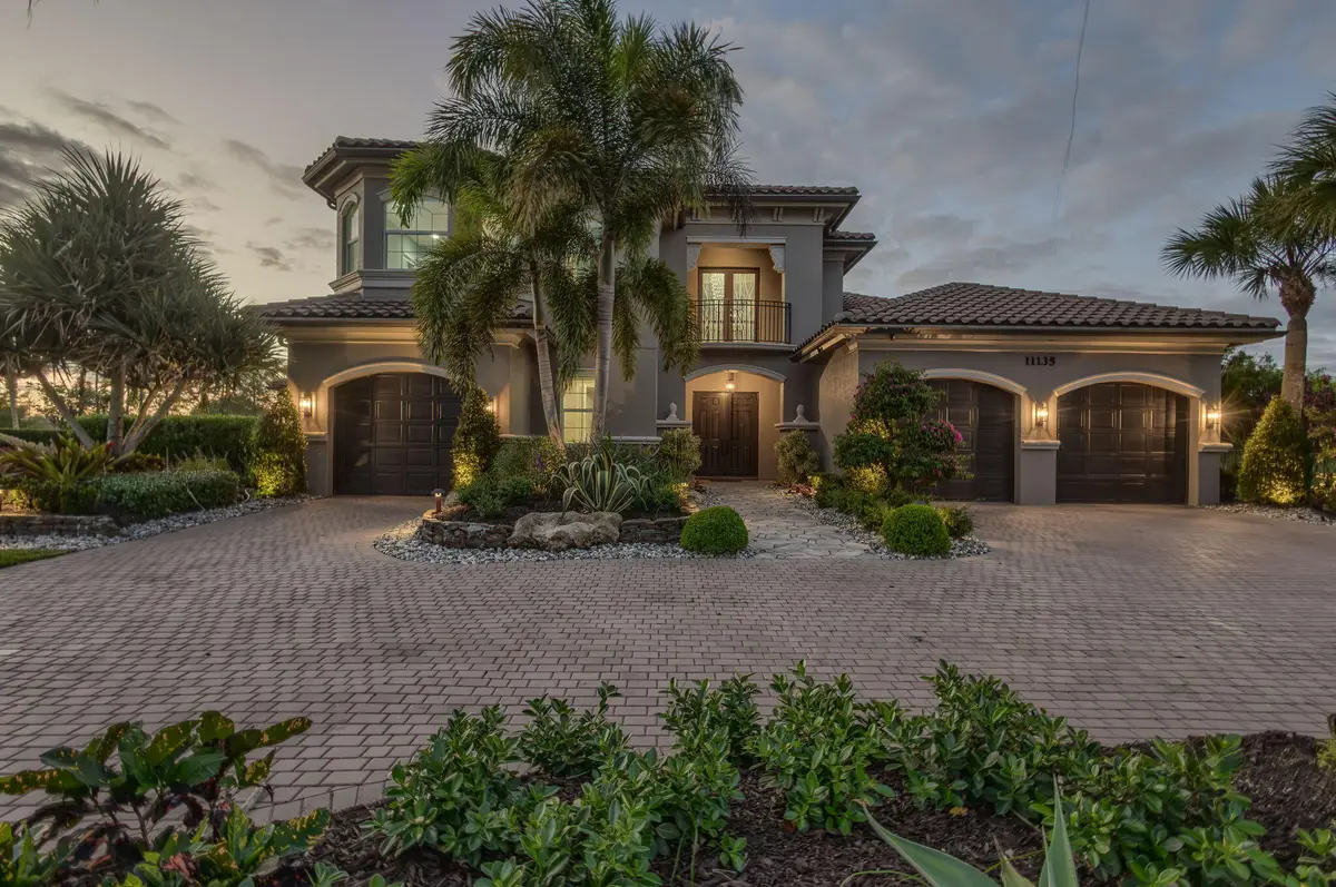 11135 Lynwood Palm Way, Palm Beach Gardens, FL 33412 - #1