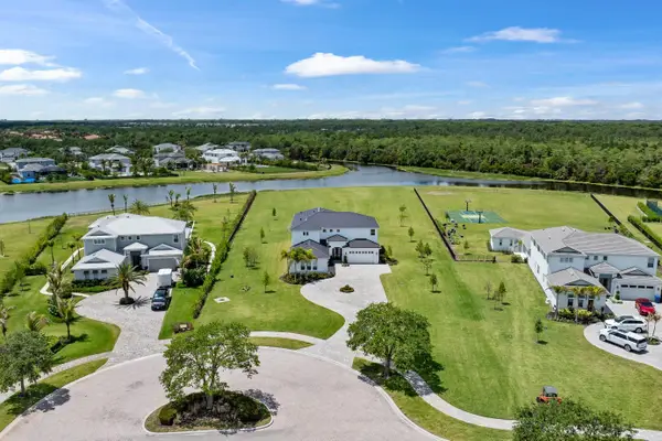 20060 SE Bridgewater Drive, Jupiter, FL 33458