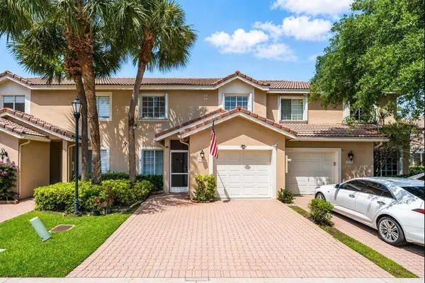 7375 NW 61st Terrace #2-19, Parkland, FL 33067