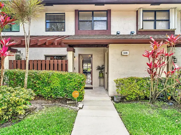 4335 Carambola Circle N, Coconut Creek, FL 33066