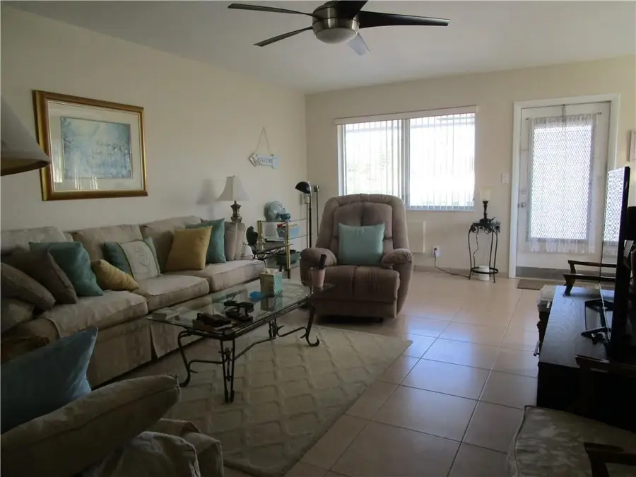 2000 NE 51st Court #201, Fort Lauderdale, FL 33308 - #2