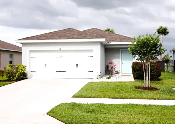 517 Cherimoya Street, Fort Pierce, FL 34981