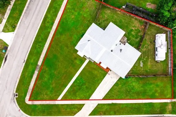 102 SE El Sito Court, Port St Lucie, FL 34983