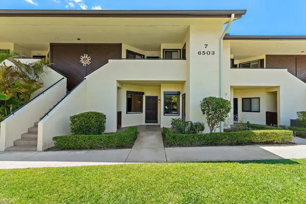 6503 SE Williamsburg Drive #104, Hobe Sound, FL 33455