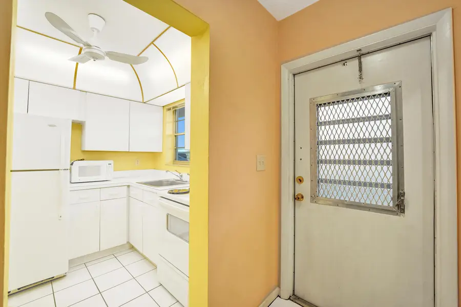 2551 W Golf Boulevard #108, Pompano Beach, FL 33064 - #3