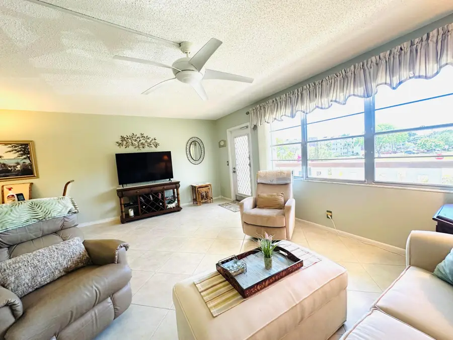 2132 Cambridge F #2132, Deerfield Beach, FL 33442 - #3
