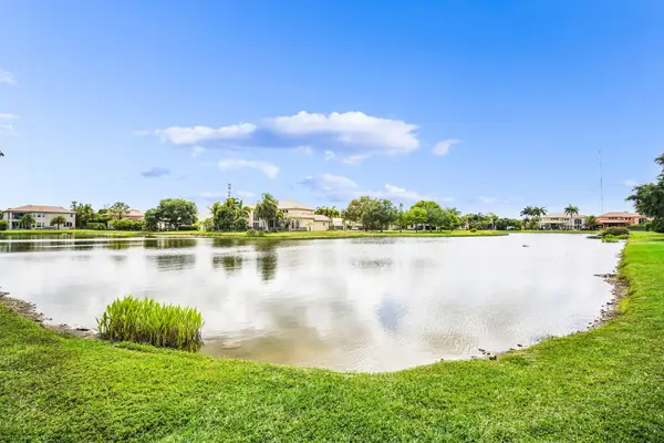 9192 Pineville Drive, Lake Worth, FL 33467