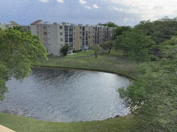 7730 NW 50th Street #Unit 510, Lauderhill, FL 33351