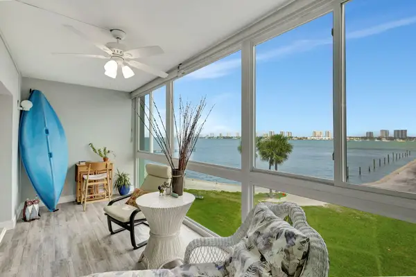 2936 Lake Shore Drive #309, Riviera Beach, FL 33404