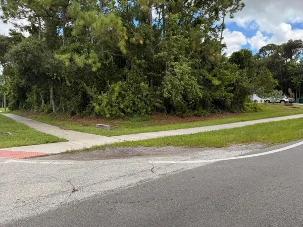 4337 SW Savona Boulevard, Port St Lucie, FL 34953