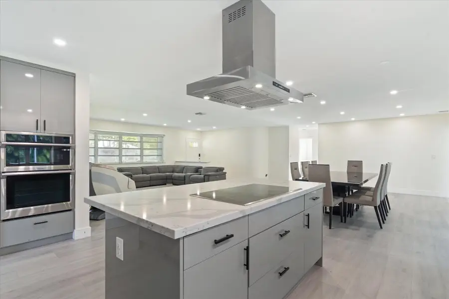 7521 SW 1st Street, Plantation, FL 33317 - #2