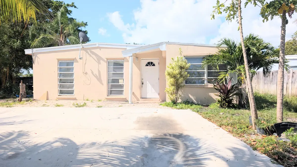 490 Tulip Tree Drive, Lake Worth, FL 33462 - #1