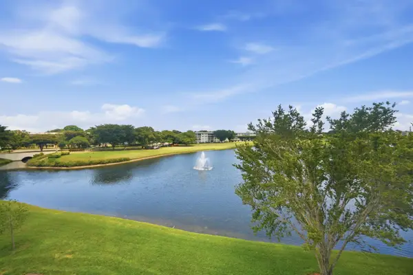 3204 Portofino Point #B4, Coconut Creek, FL 33066