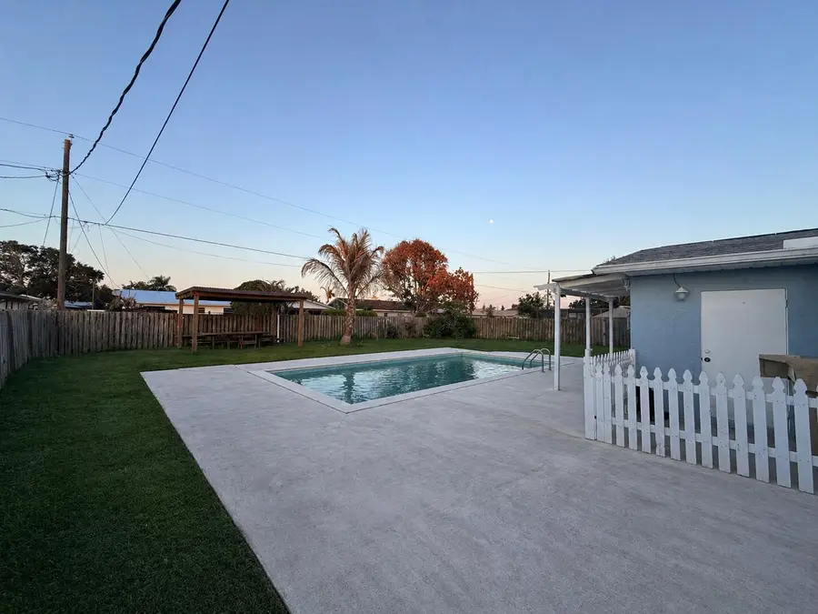 435 SE Asbury Lane, Port Saint Lucie, FL 34983 - #2