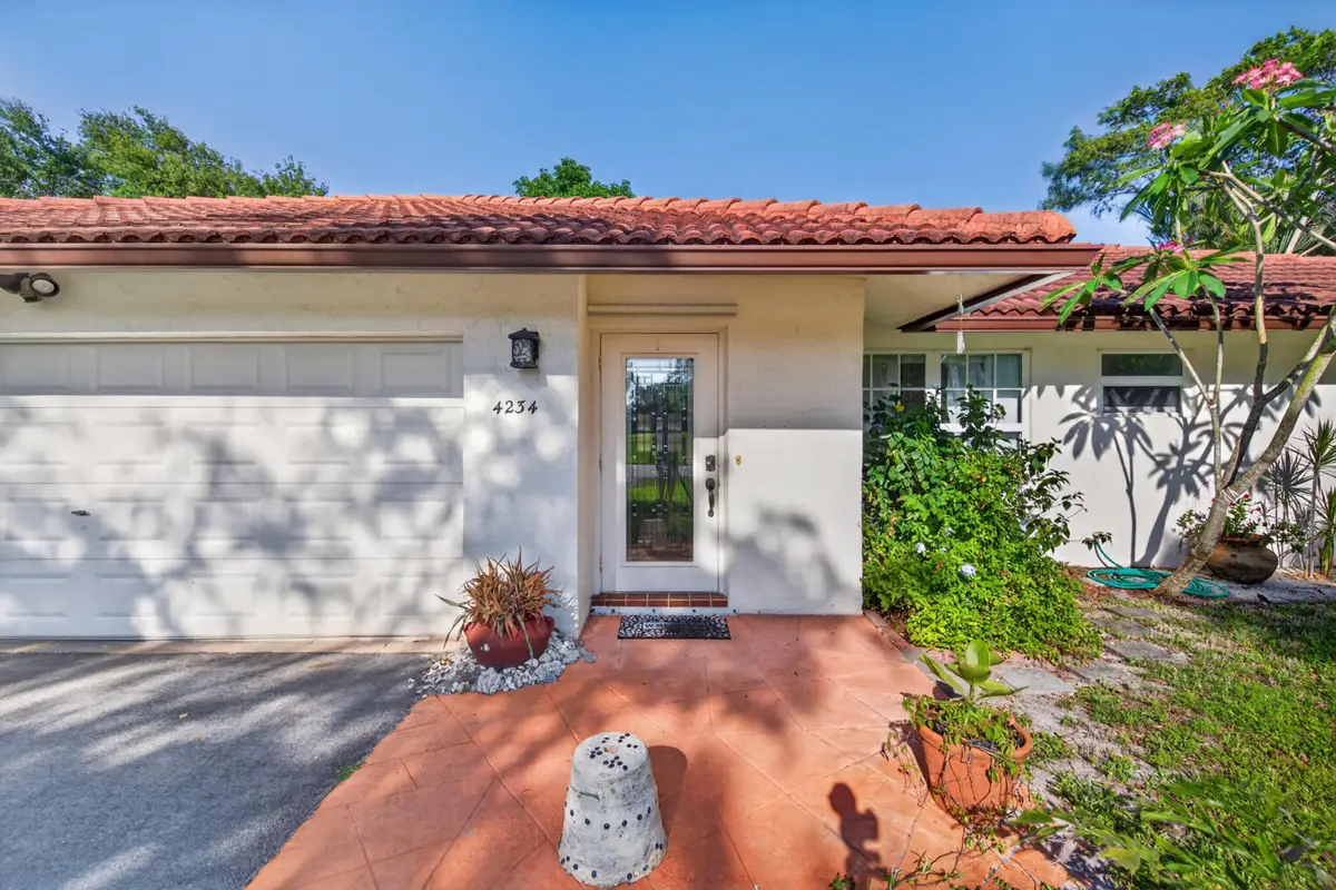 4234 NW 3rd Way, Boca Raton, FL 33431 - #1