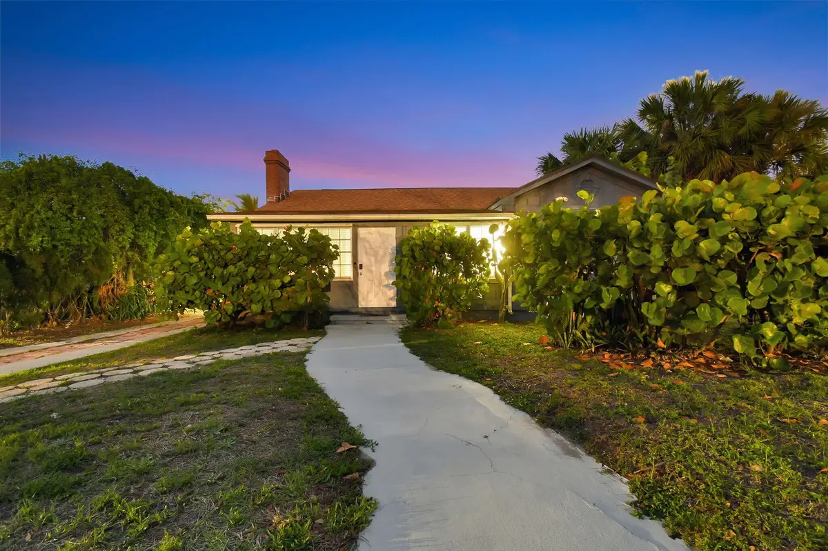 1123 Oak Street, West Palm Beach, FL 33405 - #1