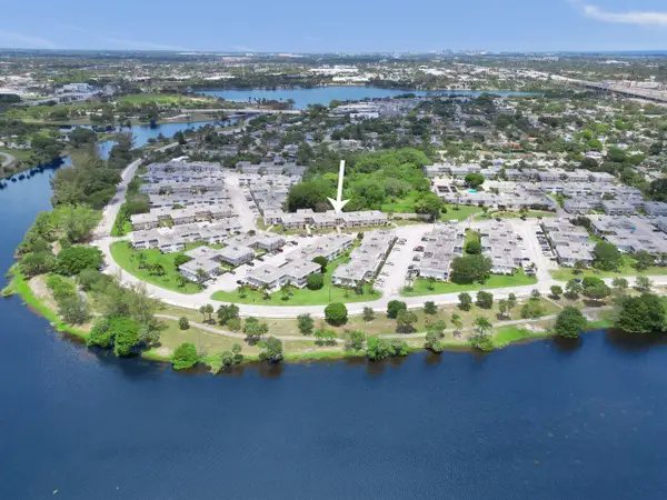 3120 Cynthia Lane #207, ,, FL 33461