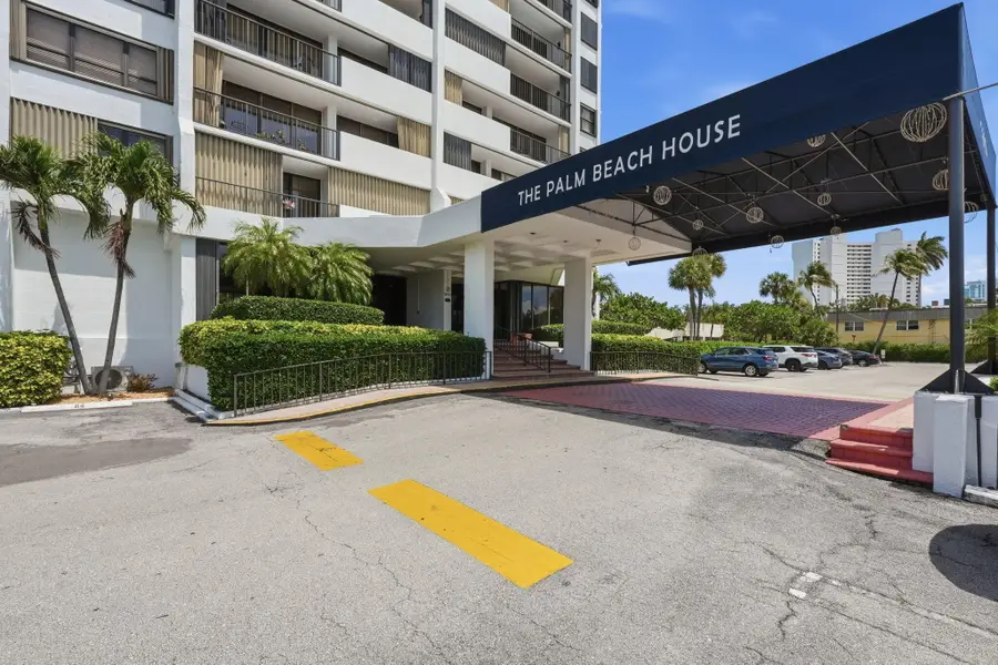 5600 N Flagler Drive #1110, West Palm Beach, FL 33407 - #2